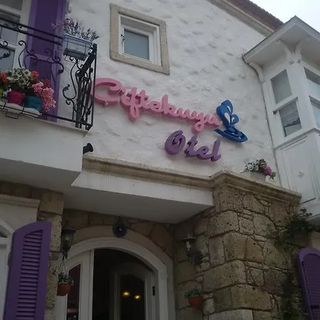 Ciftekuyu Hotel 5*