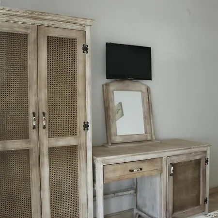 Ciftekuyu Hotel 5*